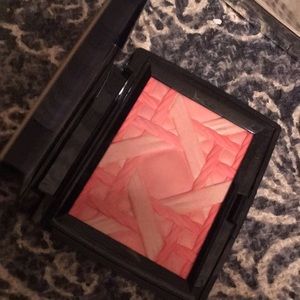 Dior Glowing Blush